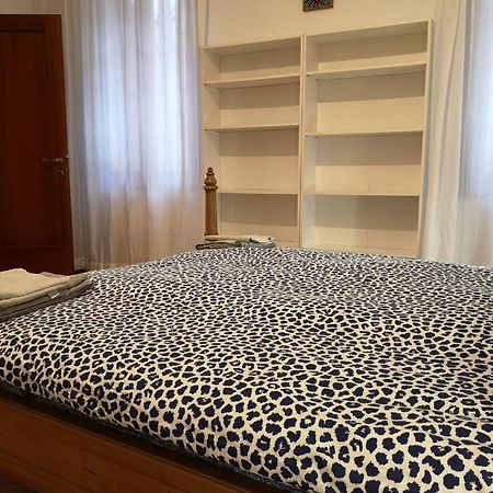 Ca' Frutariol Apartment Венеція Екстер'єр фото