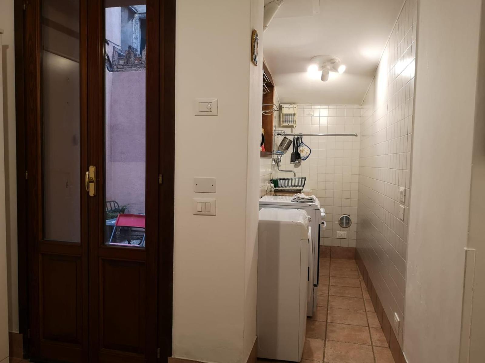 Ca' Frutariol Apartment Венеція Екстер'єр фото